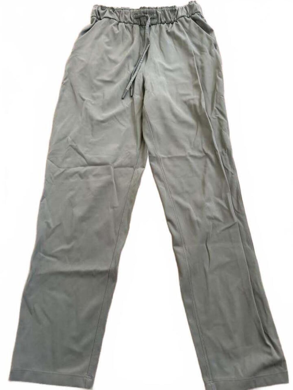 Lululemon On the Fly Pant Size 6 Sage Green